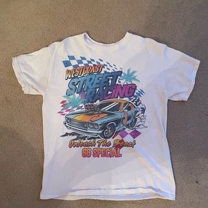 Cute graphic tee! From the brand doma!